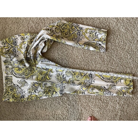 Ann Taylor, Carnegie Crop Pants, Mid-Rise,  Yellow Floral Print, Size: 8 - Picture 7 of 7